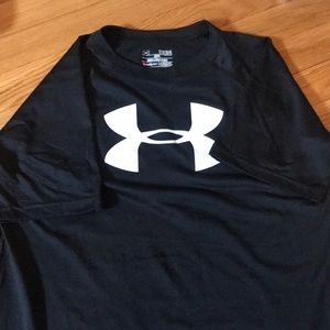Under Armour t-shirt